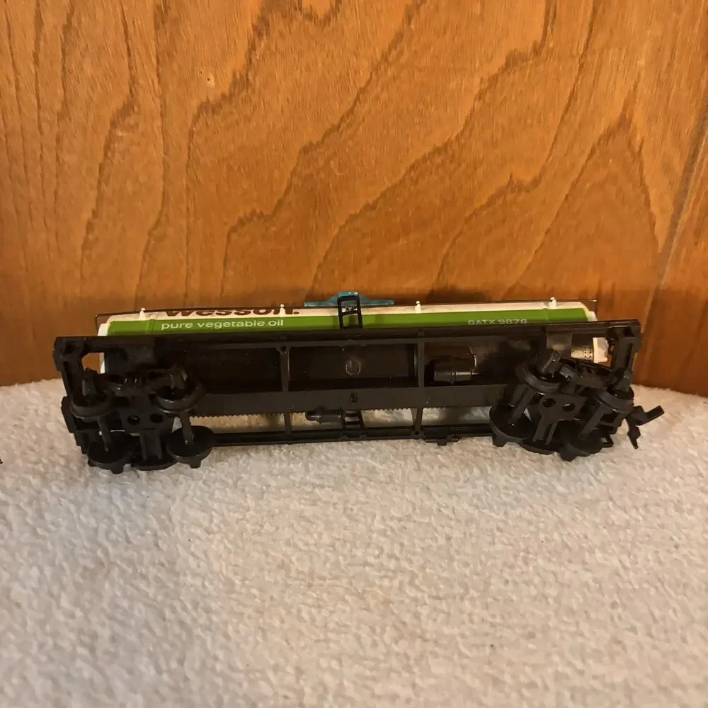Wesson Pure Vegetable Oil GATX 9876 Tank Train Car HO Scale 5.5” Railroad